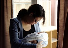 When New Moms Can't Stop Worrying When New Moms Can't Stop Worrying