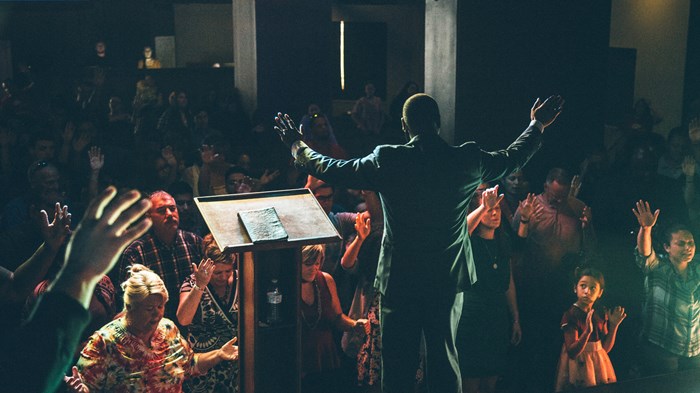 More Multiracial Churches Led by Black, Hispanic Pastors