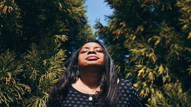 Find Contentment by Killing Comparisons