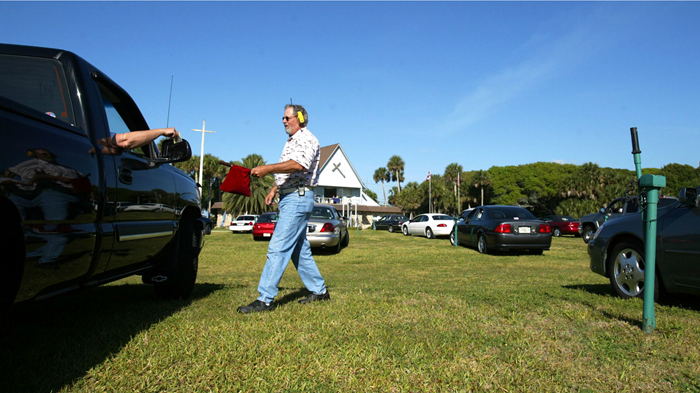 Churches Reconsider Drive-In Worship