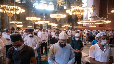 Hagia Sophia’s Islamic Prayers Evoke Ottoman Treatment of Armenians Hagia Sophia’s Islamic Prayers Evoke Ottoman Treatment of Armenians
