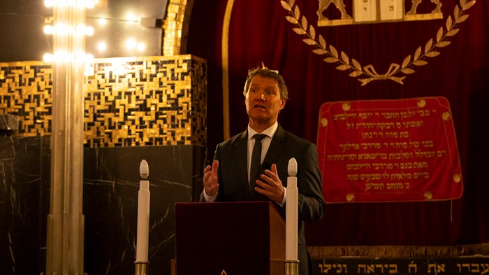 Dutch Protestant Church Admits Failing Jews During World War II