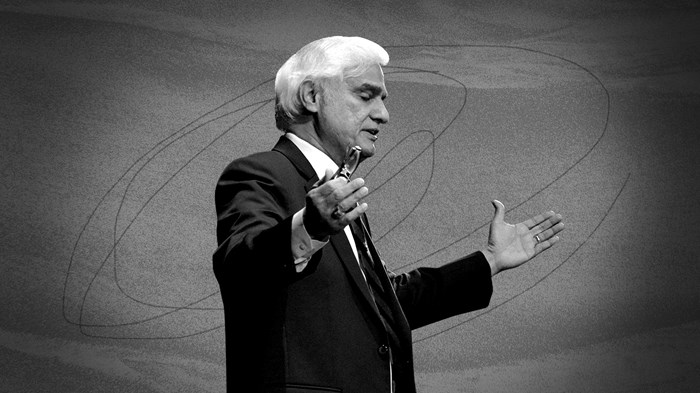Ravi Zacharias escondió cientos de fotografías de mujeres, abusos durante masajes y una acusación de violación Ravi Zacharias escondió cientos de fotografías de mujeres, abusos durante masajes y una acusación de violación