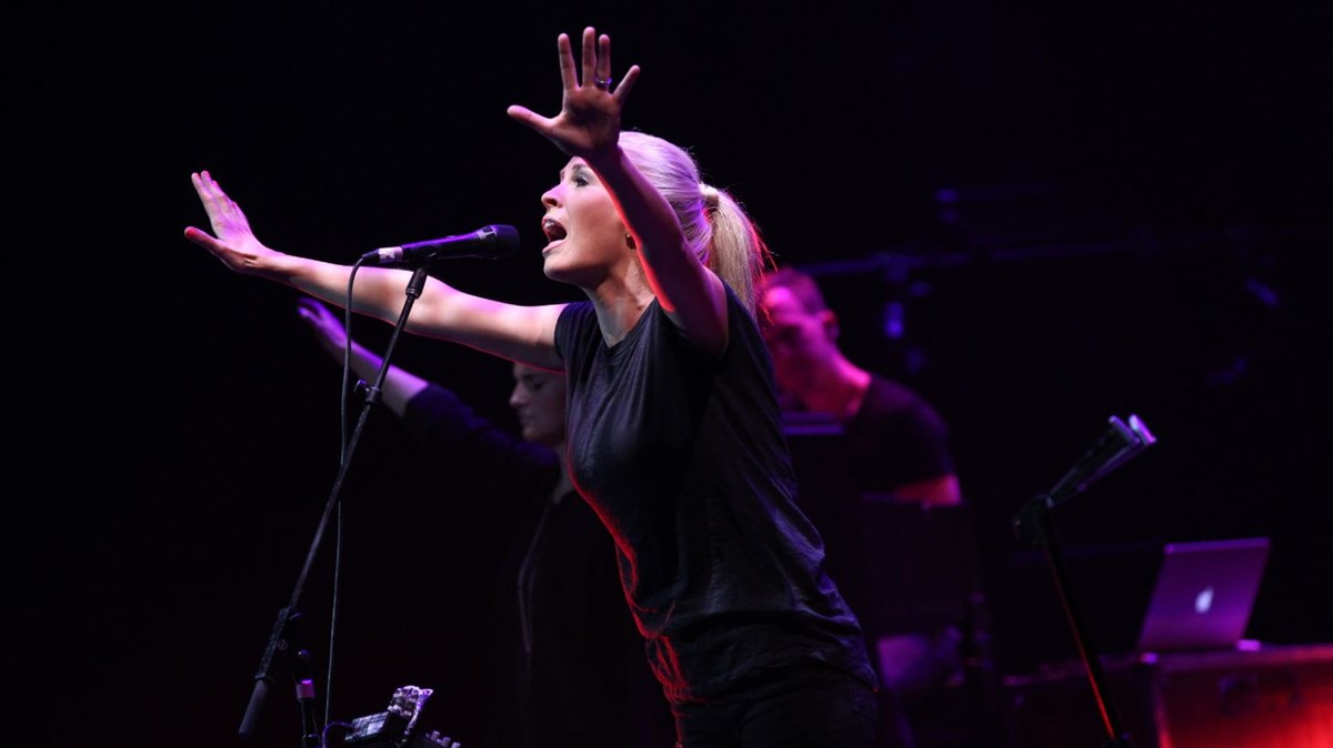 After the Pandemic, Are Worship Leaders Gearing Up for Battle or Hea... - Vimarsana News
