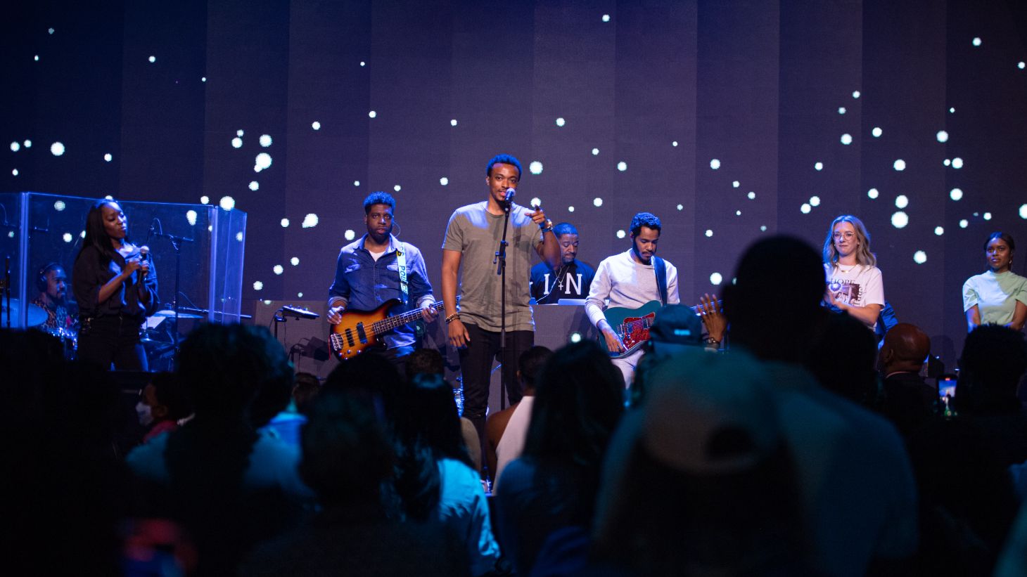 Hillsong Atlanta Launches Sunday Services With Hip Hop and Gospel