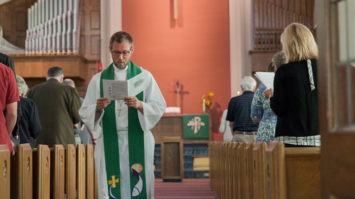 Even Pastors Are Pessimistic About the Future of Denominations Even Pastors Are Pessimistic About the Future of Denominations