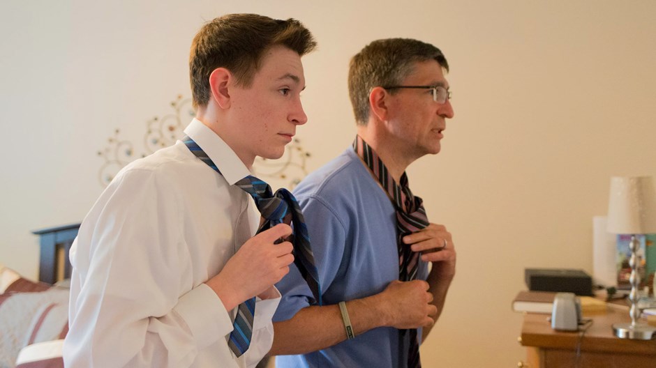 Latihlah Remaja: Sebagian Besar Kaum Muda Injili Menganut Iman Orang Tua Mereka