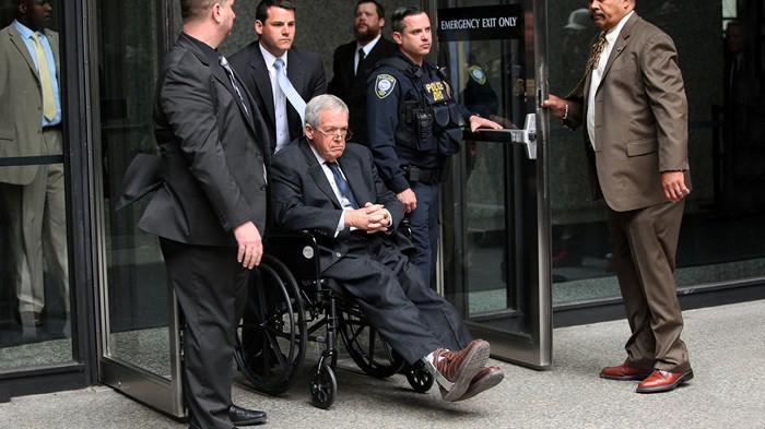 Dennis Hastert, Once an Evangelical Republican Leader, Settles Sex-Abuse Suit