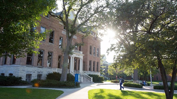 North Park Faculty Vote No Confidence In President Over Toxic Climate News Reporting Christianity Today