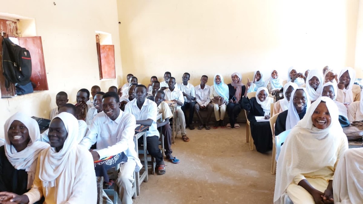 Students in a classroom in al-Thawra near Wad Madani, Sudan