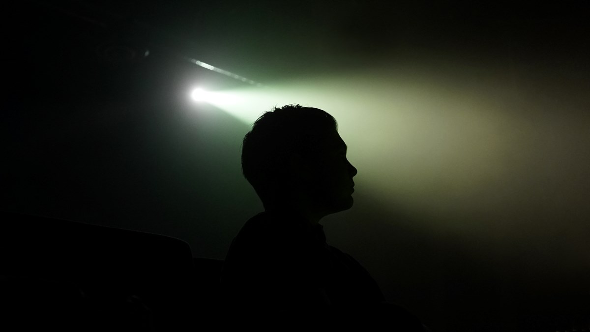 Look for Your Next Leader in the Background, Not the Spotlight - Vimarsana News