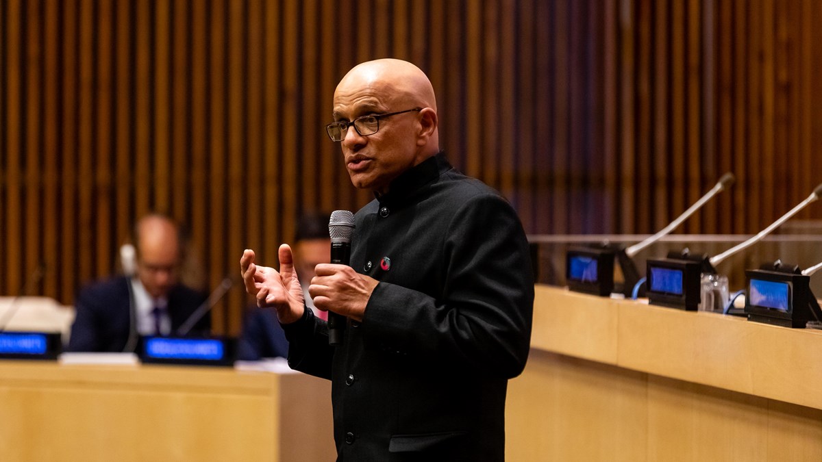 Life is More than Wall Street: Lessons on Leadership and Loving Others - Vimarsana News