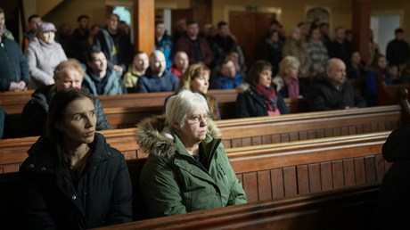 UK Christians Welcome Refugees amid Frustrations with Immigration Process UK Christians Welcome Refugees amid Frustrations with Immigration Process