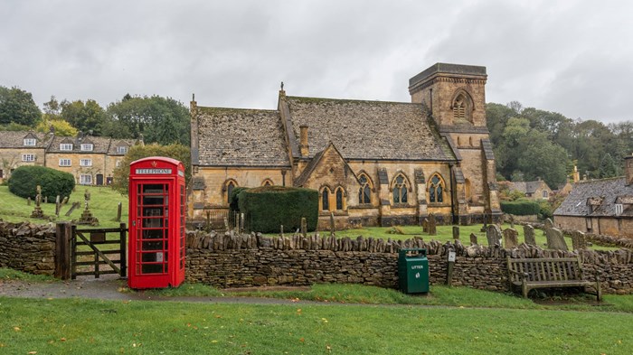 After 2,000 England Church Buildings Close, New Church Plants Get Creative