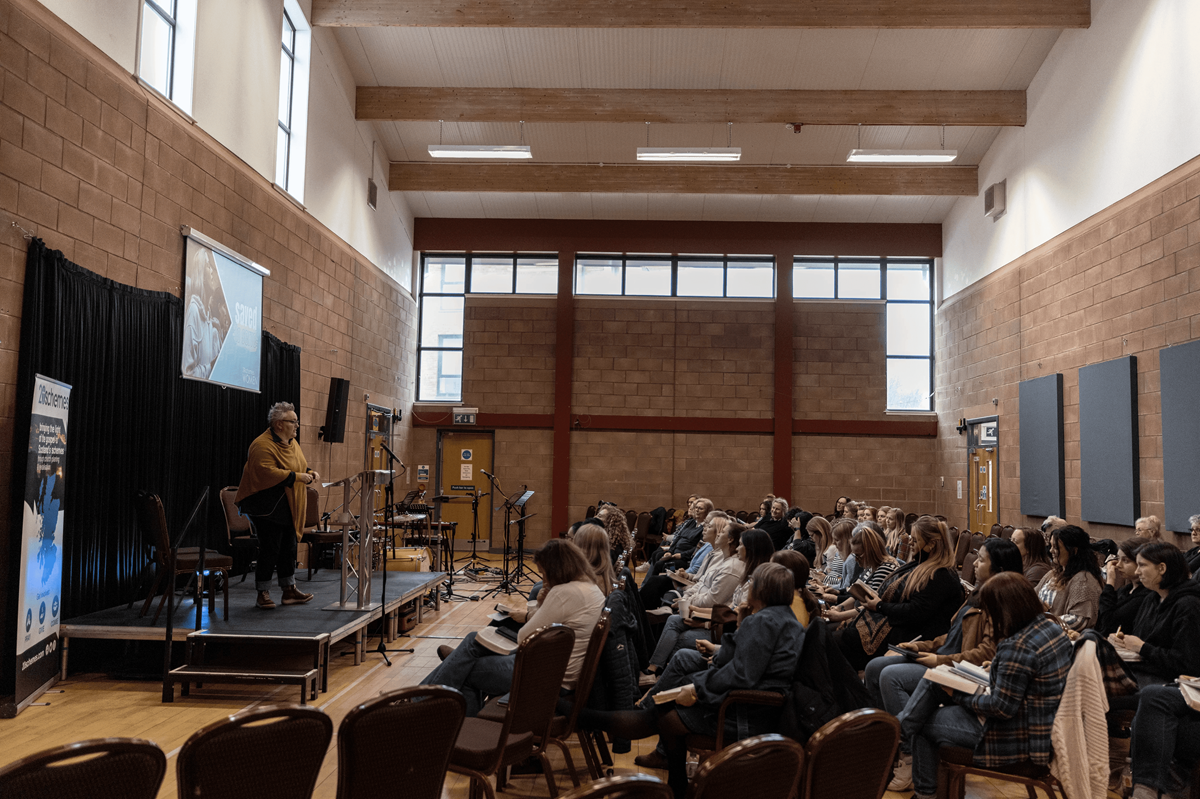 Iglesia escocesa que cree en la complementariedad... | Cristianismo hoy Iglesia escocesa que cree en la complementariedad... | Cristianismo hoy