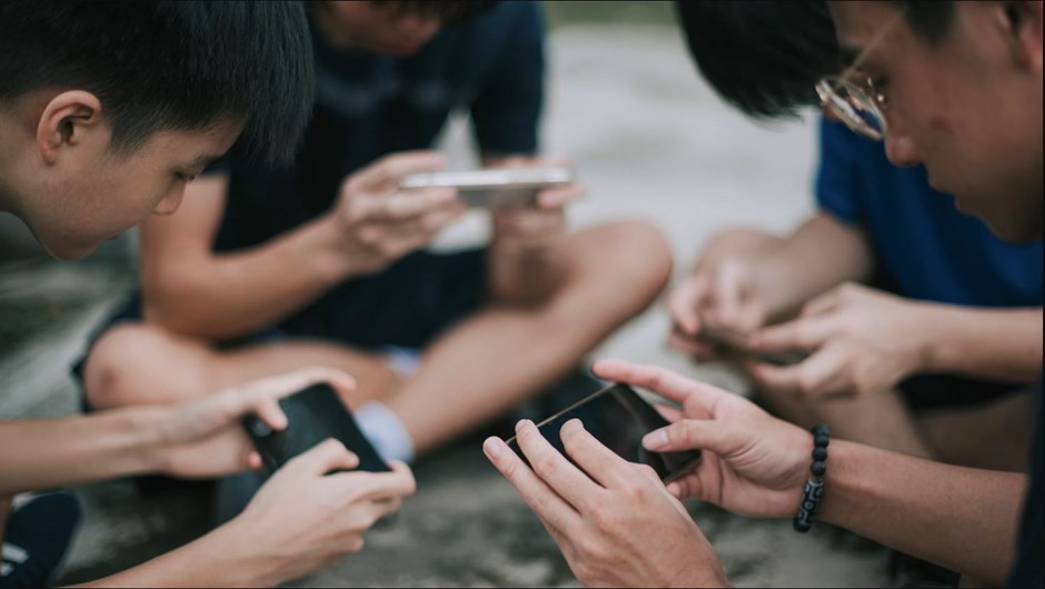 “從這代到那代”:中國年輕世代的福音需求與牧養 “從這代到那代”:中國年輕世代的福音需求與牧養