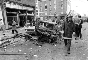Explosão de bomba em Dublin, 1974.