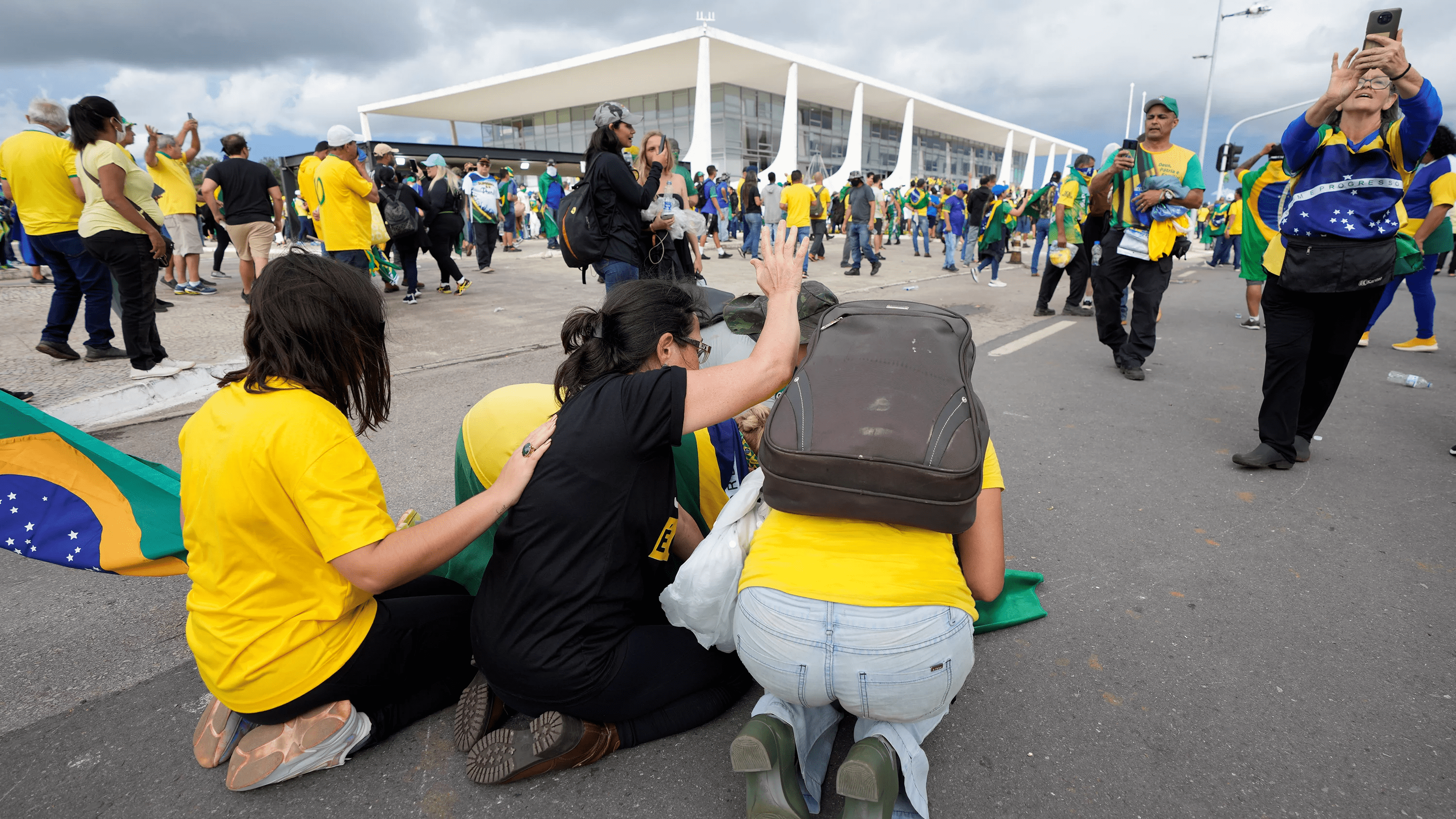 Quem tem medo dos evangélicos?: Religião e democracia no Brasil de hoje