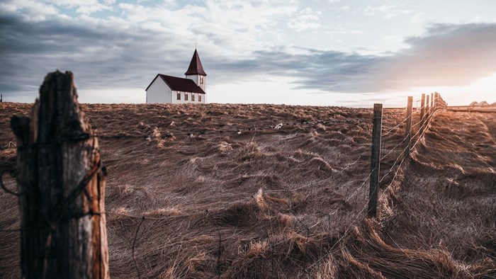 Re-Thinking the Post-COVID Church: Beyond the Walls Re-Thinking the Post-COVID Church: Beyond the Walls