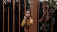 الرحلة إلى مصر: كيف خرجت زوجة راعي كنيسة غزة