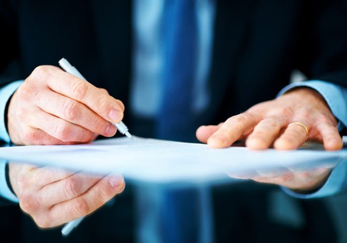Should Pastors Be Required to Sign a Code of Ethics? Should Pastors Be Required to Sign a Code of Ethics?