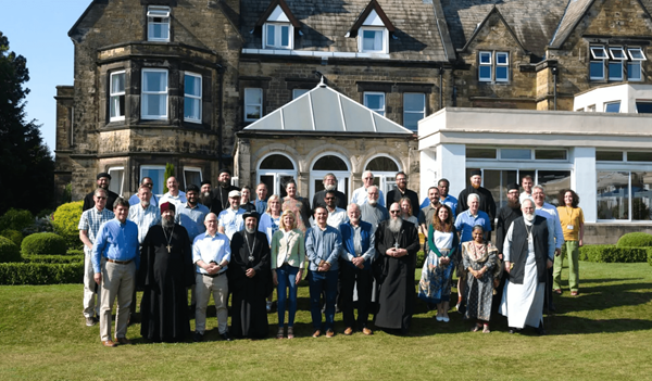 Evangélicos e ortodoxos, na reunião de junho de 2023 da Iniciativa Lausanne-Ortodoxa, em Derbyshire, Inglaterra.