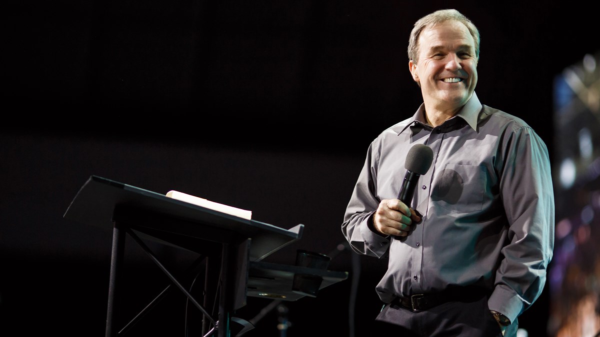 IHOPKC ने ‘अनुचित व्यवहार’ को लेकर माइक बिकल से नाता तोड़ा… | समाचार एवं रिपोर्टिंग