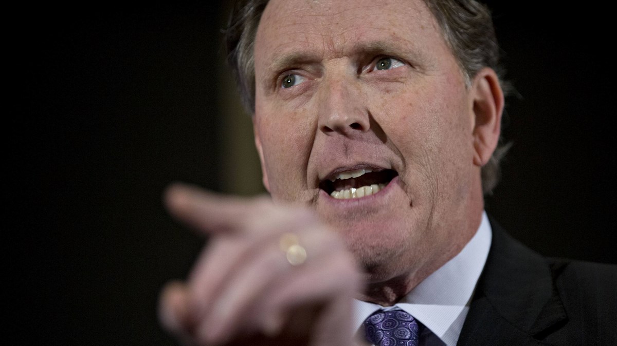 ट्रम्प के खिलाफ आयोवा इवेंजेलिकल सट्टेबाजी