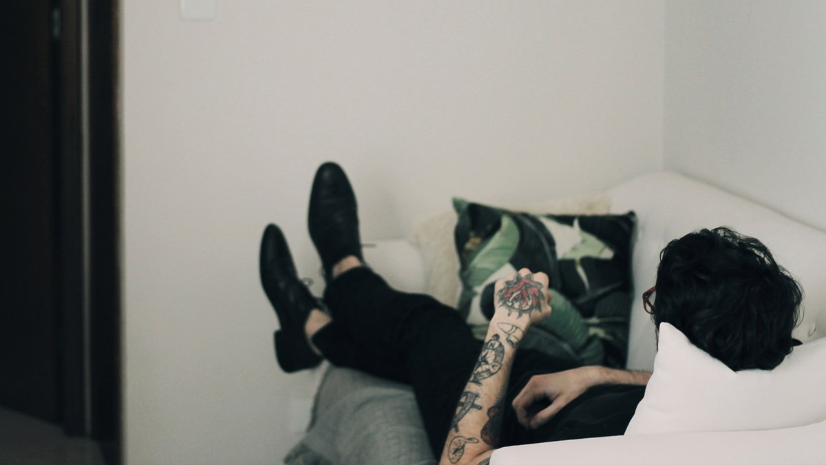 क्यों युवा लॉन्च करने में असफल हो रहे हैं?