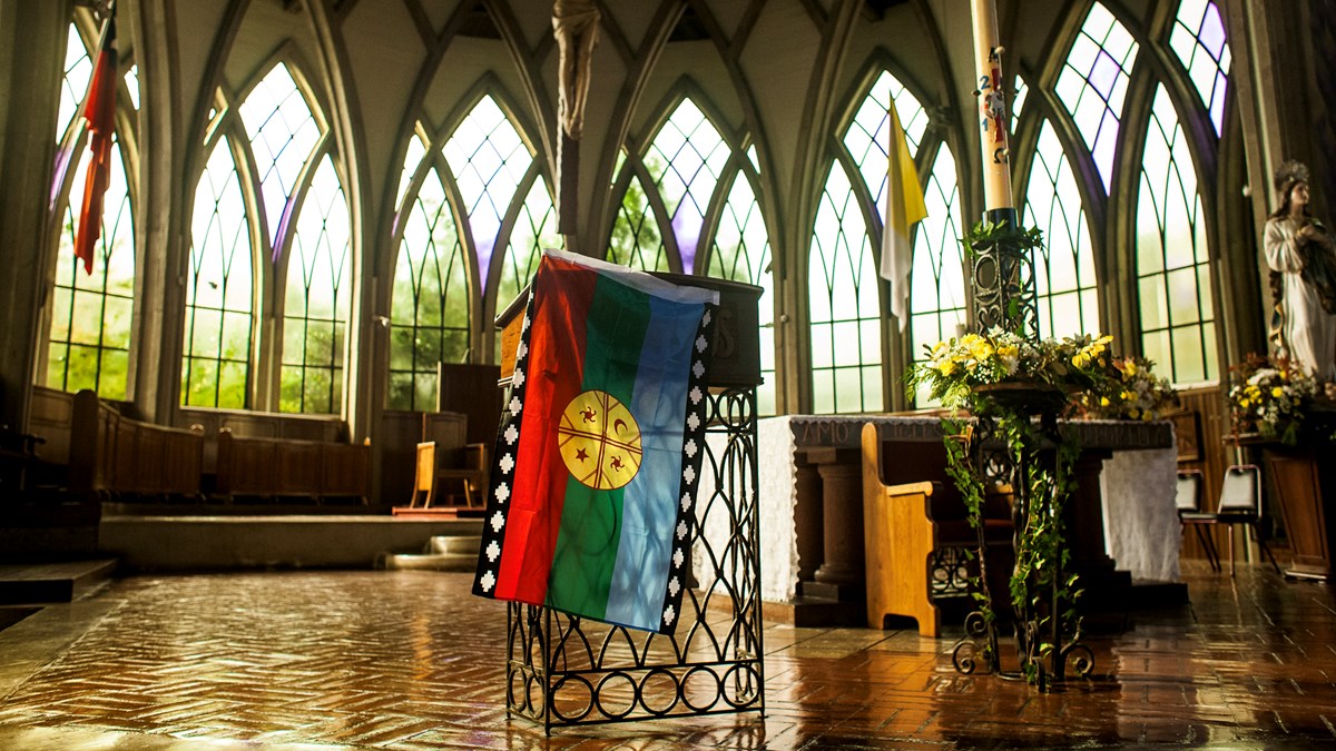 चिली में स्वदेशी संघर्षों का अंत क्रिस को निशाना बनाकर कैसे हुआ…… | समाचार एवं रिपोर्टिंग