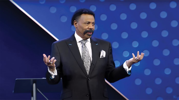 Tony Evans Steps Away from Ministry, Citing Old Sin Tony Evans Steps Away from Ministry, Citing Old Sin