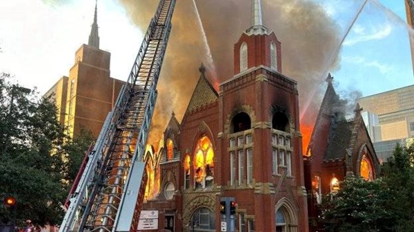 Historic First Baptist Dallas Sanctuary Burns in Four-Alarm Fire | News &  Reporting | Christianity Today