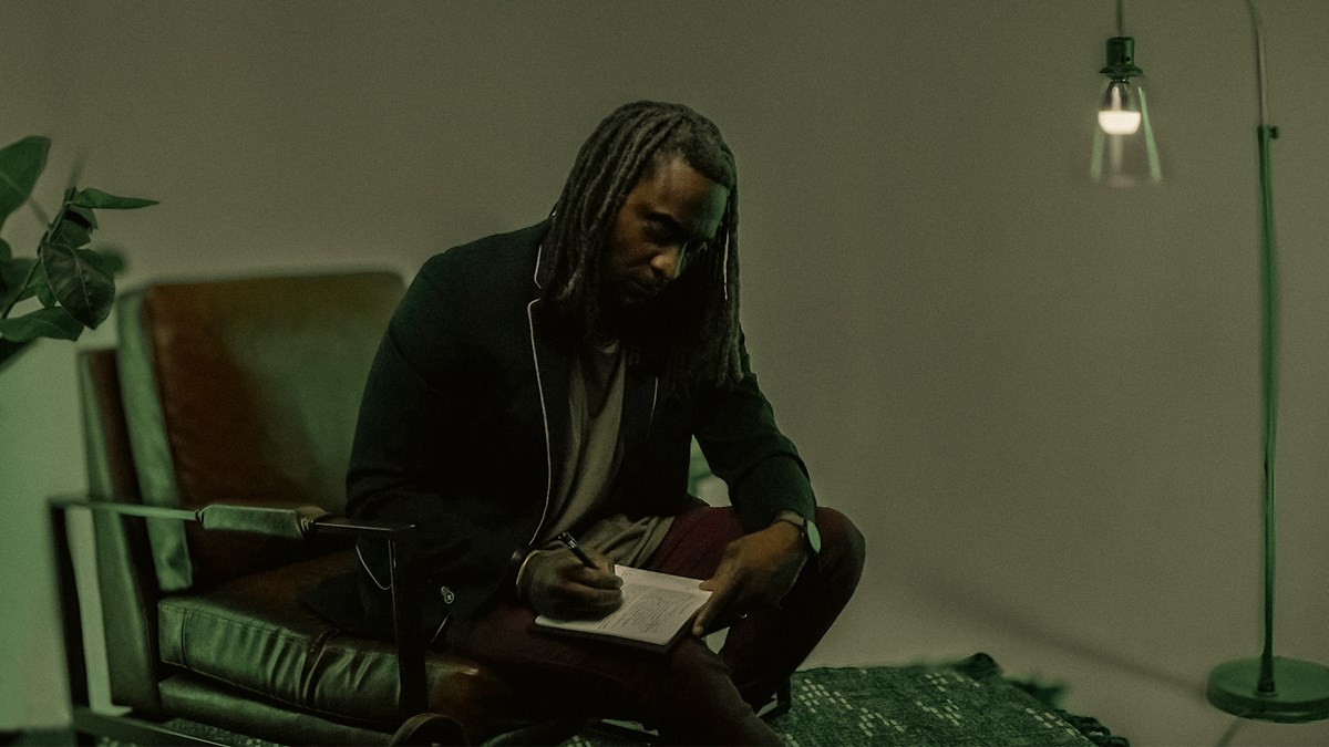 క్రైస్తవులు విచిత్రంగా ఉంటారు మరియు అది సరే