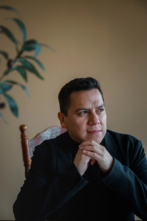 David Ramírez es pastor de ministerios en español en la iglesia Alliance Church.