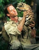 Guy Pearce and one of the tiger cubs