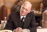 Ed Harris plays Irish gangster Carl Fogarty