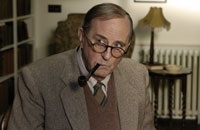 Anton Rodgers plays the role of C.S. Lewis