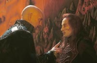 King Galbatorix (John Malkovich) and his minion, the sorcerer Durza (Robert Carlyle)