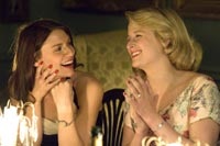 Claire Danes and Mamie Gummer as the young Ann and Lila