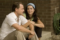 Greg Kinnear and Lauren Graham as Bob and Phyllis Kearns