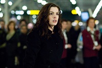 Anne Hathaway as Claire Summers