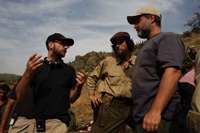 Director Soderbergh (left) on the set with Del Toro and executive producer Gregory Jacobs