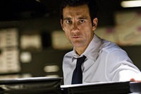 Clive Owen as Ray Koval