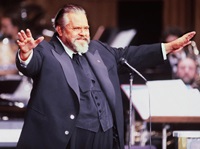 Welles was a full-bodied Falstaff late in life