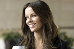 Kate Beckinsale as Amy