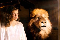 Lucy (Georgie Henley) has a talk with Aslan