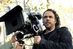 Director Alejandro González Iñárritu on the set