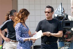 Roberts and hanks discuss a scene
