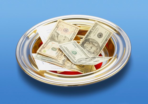 Should Pastors Know How Much Church Members Give?