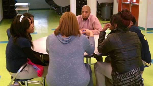 Detroit Students Restore Peace by Talking It Out Detroit Students Restore Peace by Talking It Out